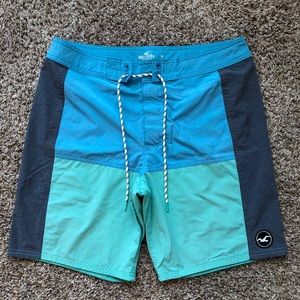 Men’s hollister swimming trunks